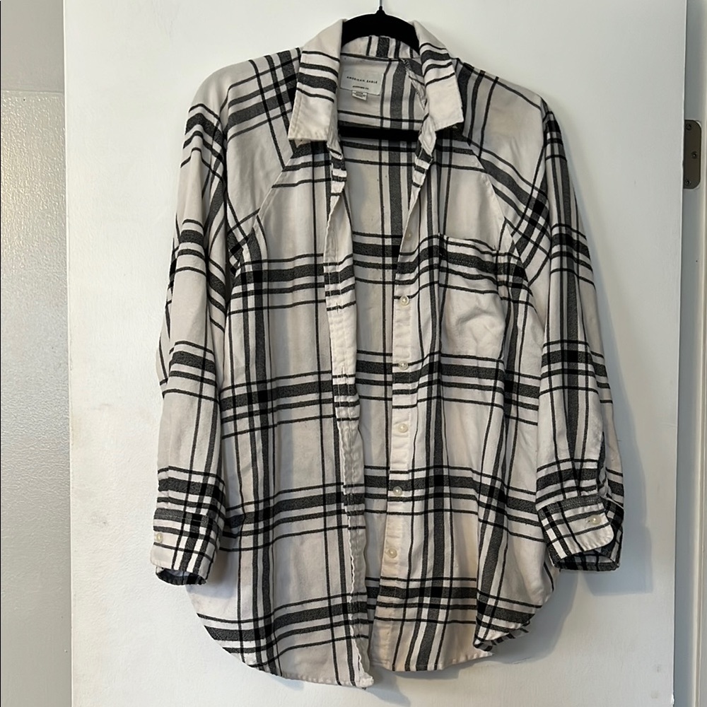 American Eagle Black and White Plaid Flannel Shirt